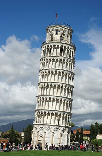 File:Saffron-blaze-leaning-tower.jpg